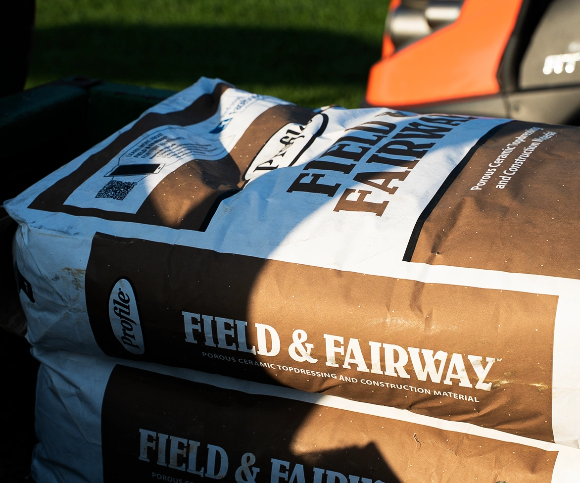 Closeup of Profile Porous Ceramic Field and Fairway Bag
